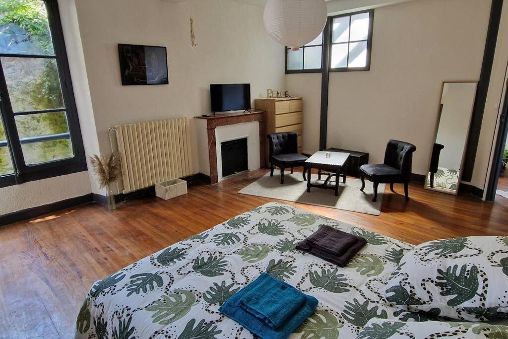 Chambre Dans Maison De Ville - 2 Personnes โอโลรง-แซ็ง-มารี ภายนอก รูปภาพ
